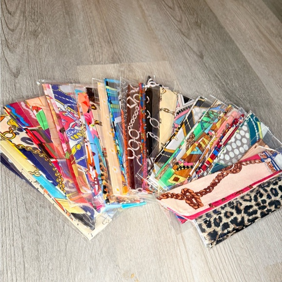 Handbags - Set of 10 Willy bag scarfs. RANDOM PULL. Bag Not Included
